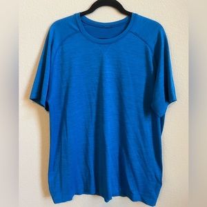 Lululemon men’s XL tee